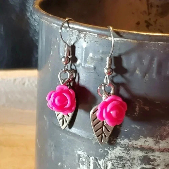 Deep Pink Antique Silver Leaf Lucite Rose Dangle Earrings - Picture 1 of 8